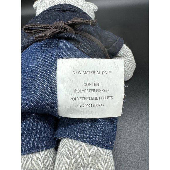 STARBUCKS COFFEE BARISTA BEAR 2020 WITH APRON AND SHIRT and Jeans - Picture 4 of 6